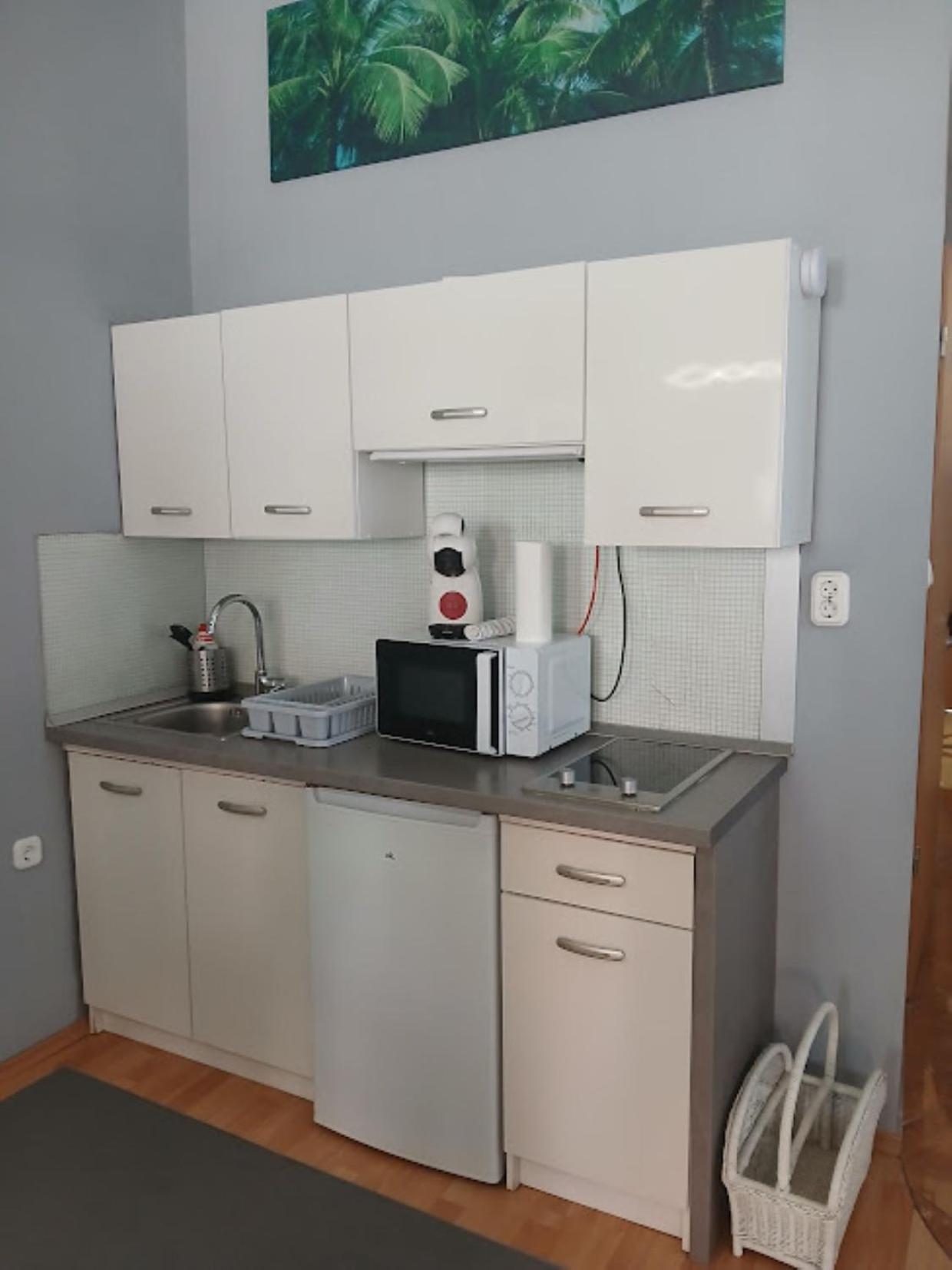 Soda Apartman Győr Buitenkant foto